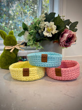 Load image into Gallery viewer, Set of 3 Small Trays | LIGHT CORAL - TURQUOISE - LEMON
